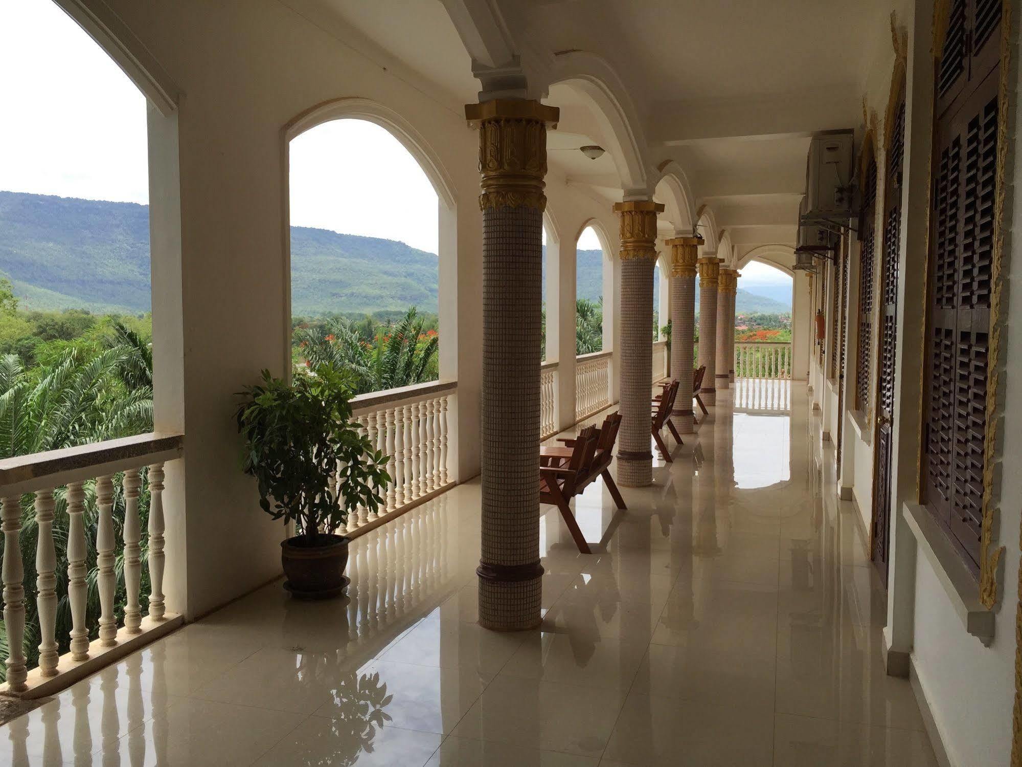 Champasak Palace Hotel Pakse Esterno foto
