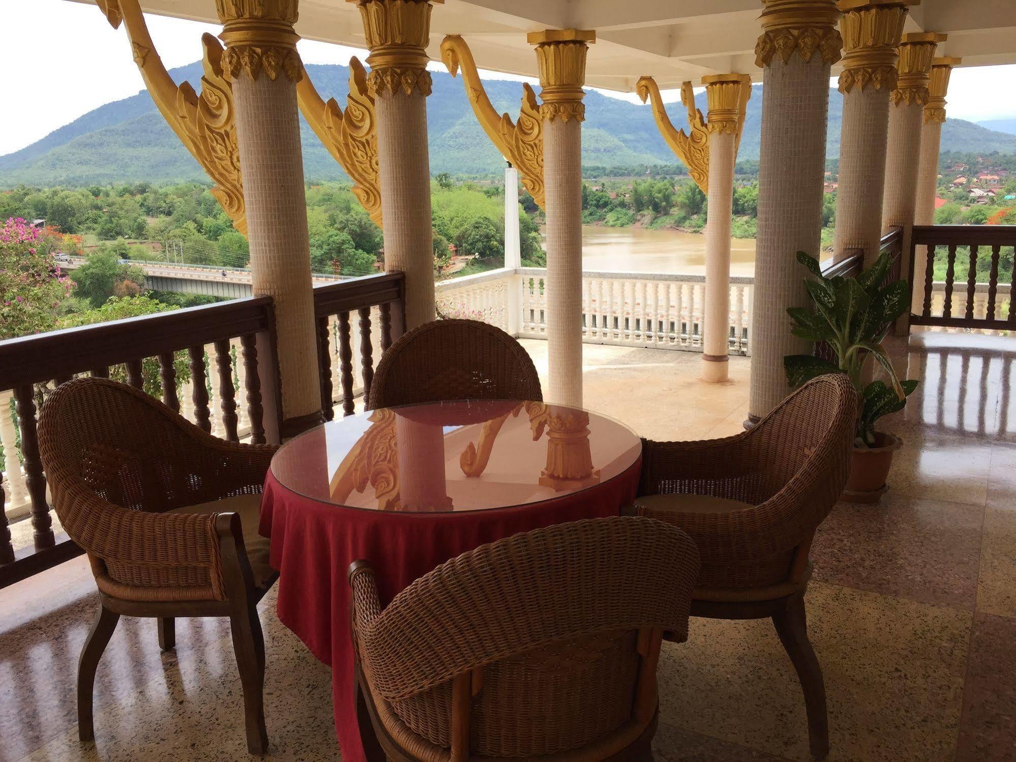 Champasak Palace Hotel Pakse Esterno foto