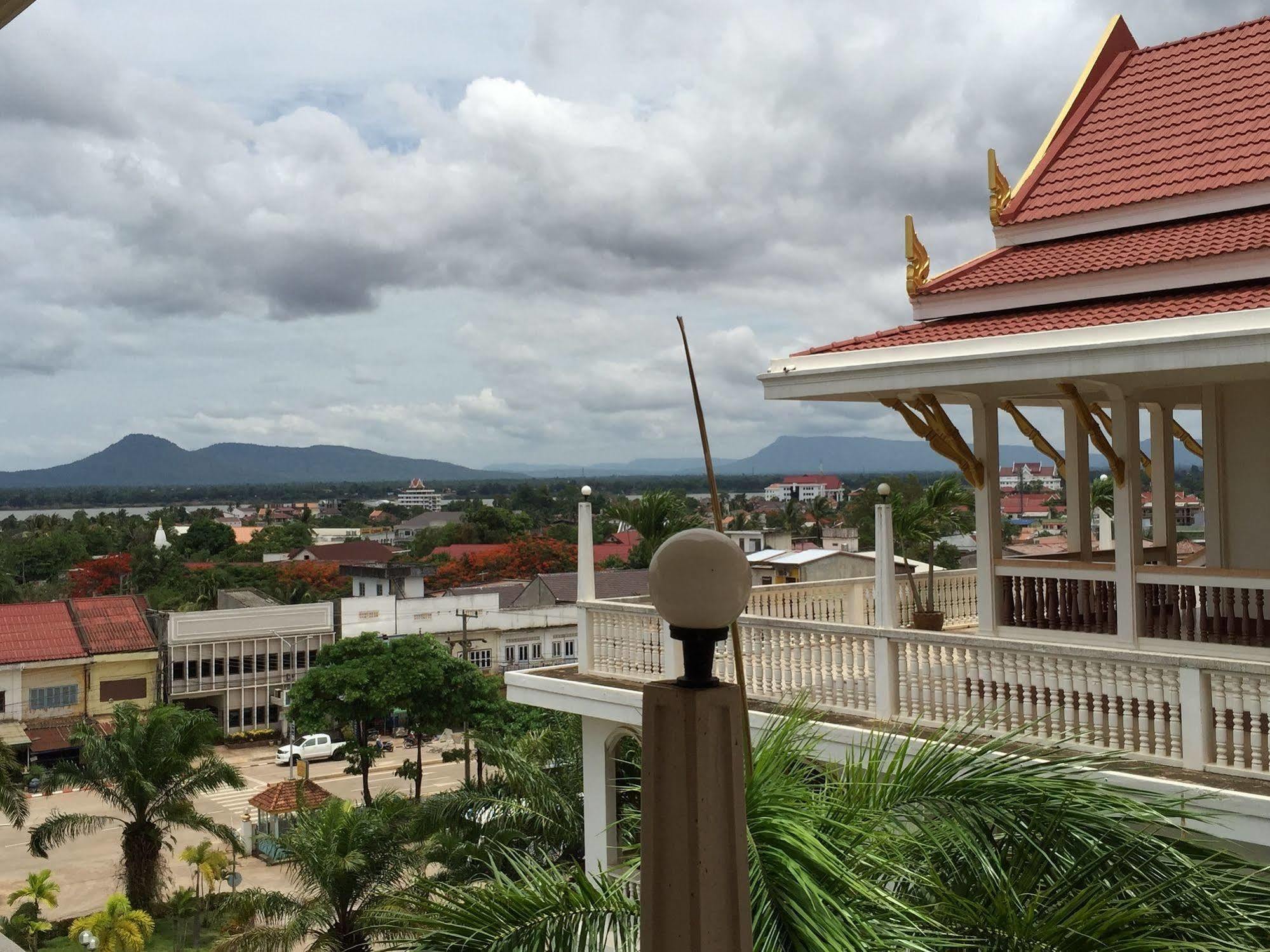 Champasak Palace Hotel Pakse Esterno foto