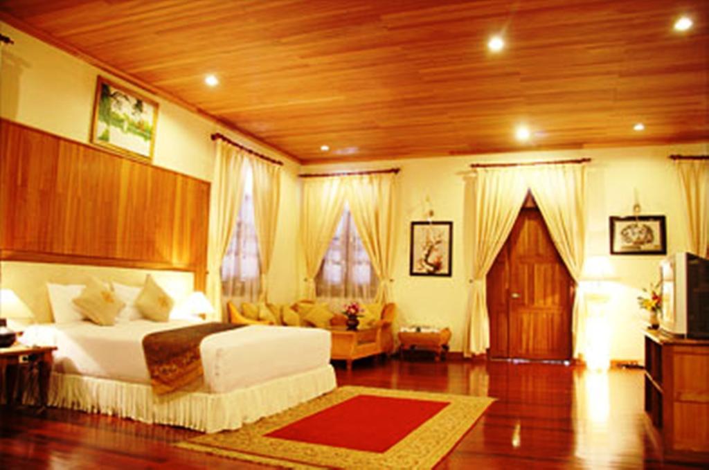 Champasak Palace Hotel Pakse Esterno foto