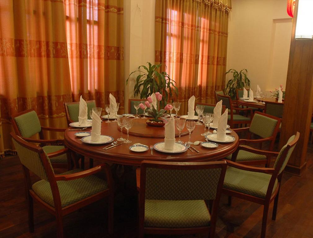 Champasak Palace Hotel Pakse Esterno foto