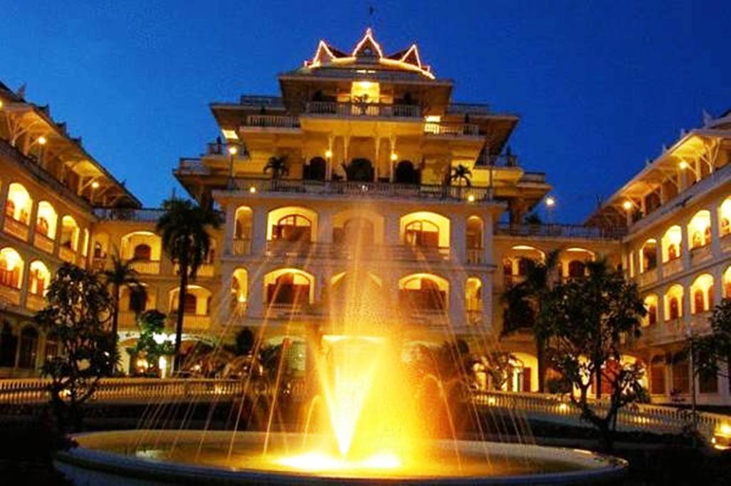 Champasak Palace Hotel Pakse Esterno foto